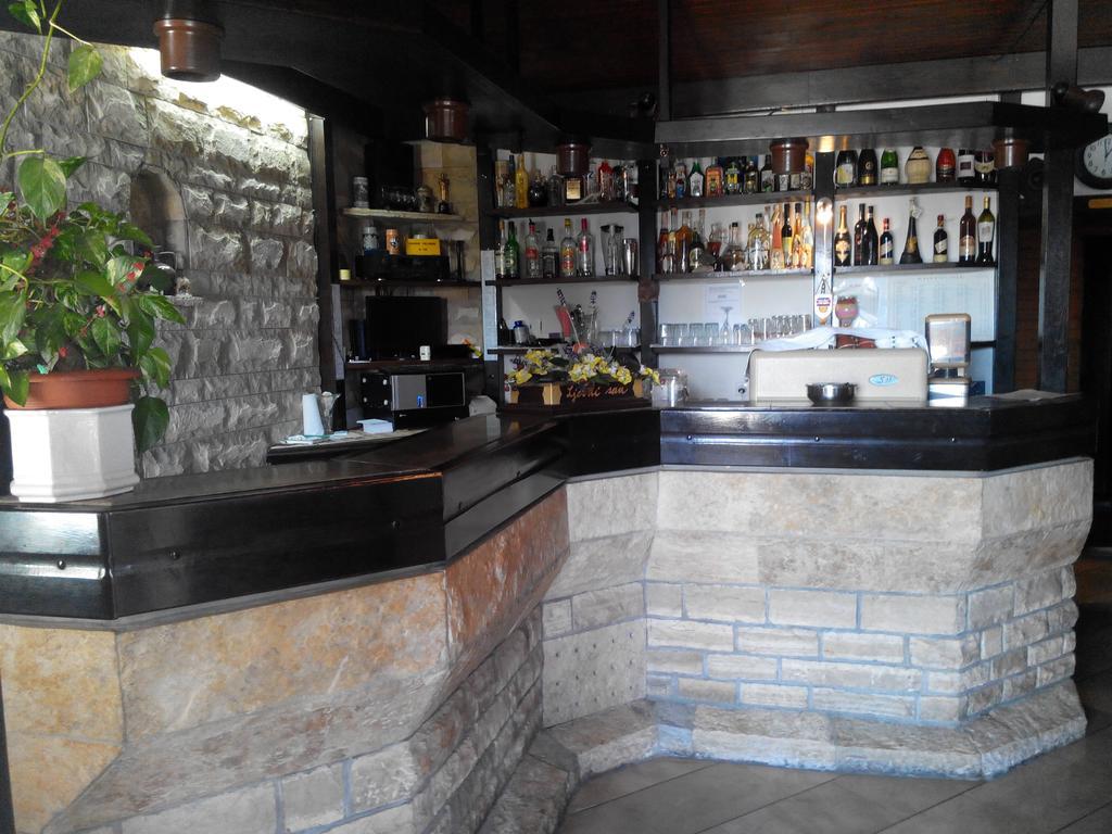 Villa Ljetni San Omiš Екстериор снимка
