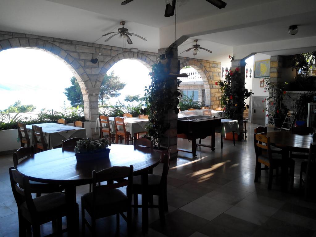 Villa Ljetni San Omiš Екстериор снимка
