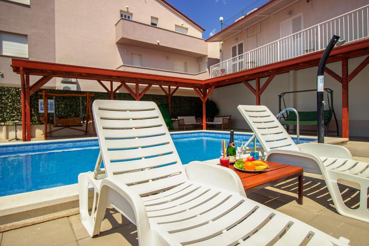 Villa Ljetni San Omiš Екстериор снимка